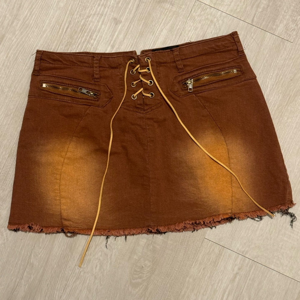 NWT dELiA*s Dolls Kill Y2K Acoustic Heartbeat Denim Mini Skirt Sz M